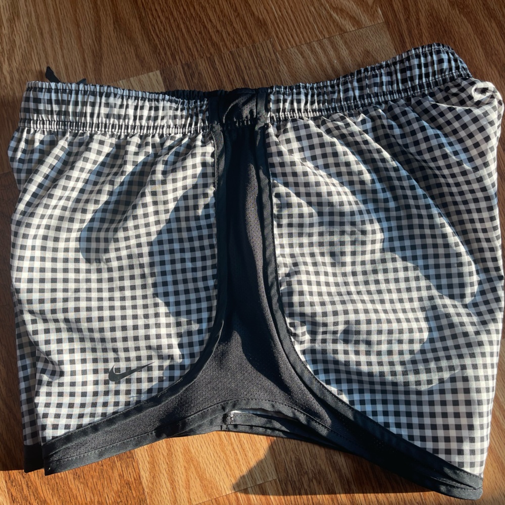 NIKE TEMPO RUNNING SHORTS - Picture 3 of 3